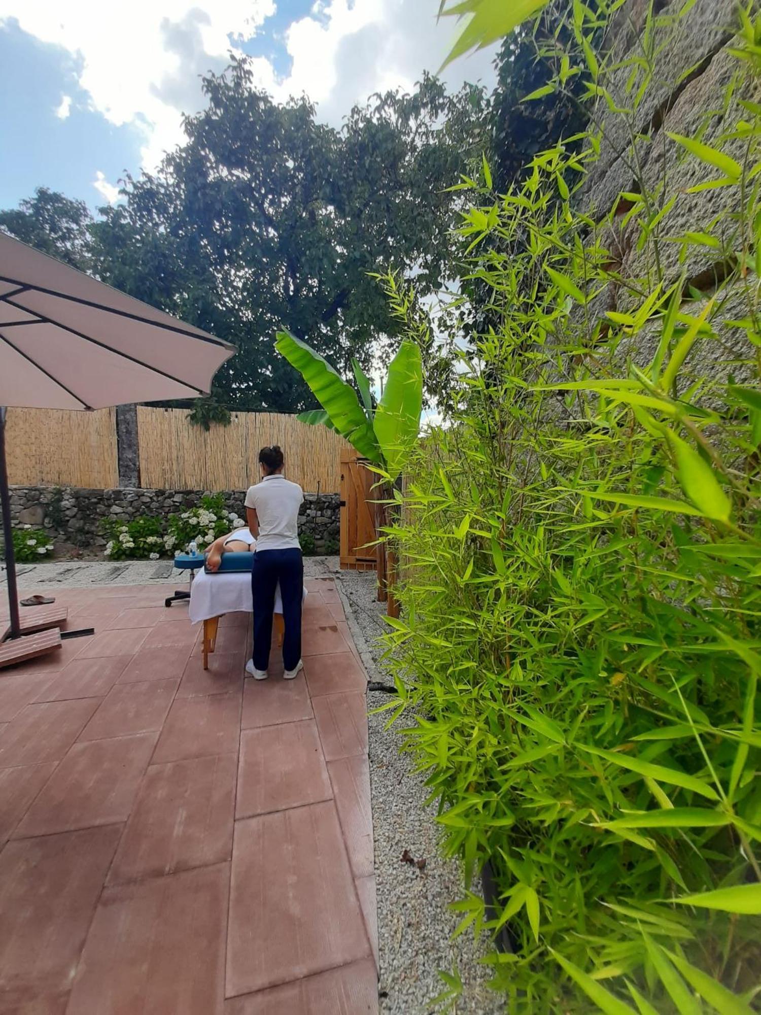 Emily'S House Villa คาสโตร ดายเร ภายนอก รูปภาพ